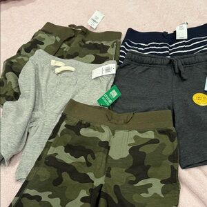NWT 4t short bundle